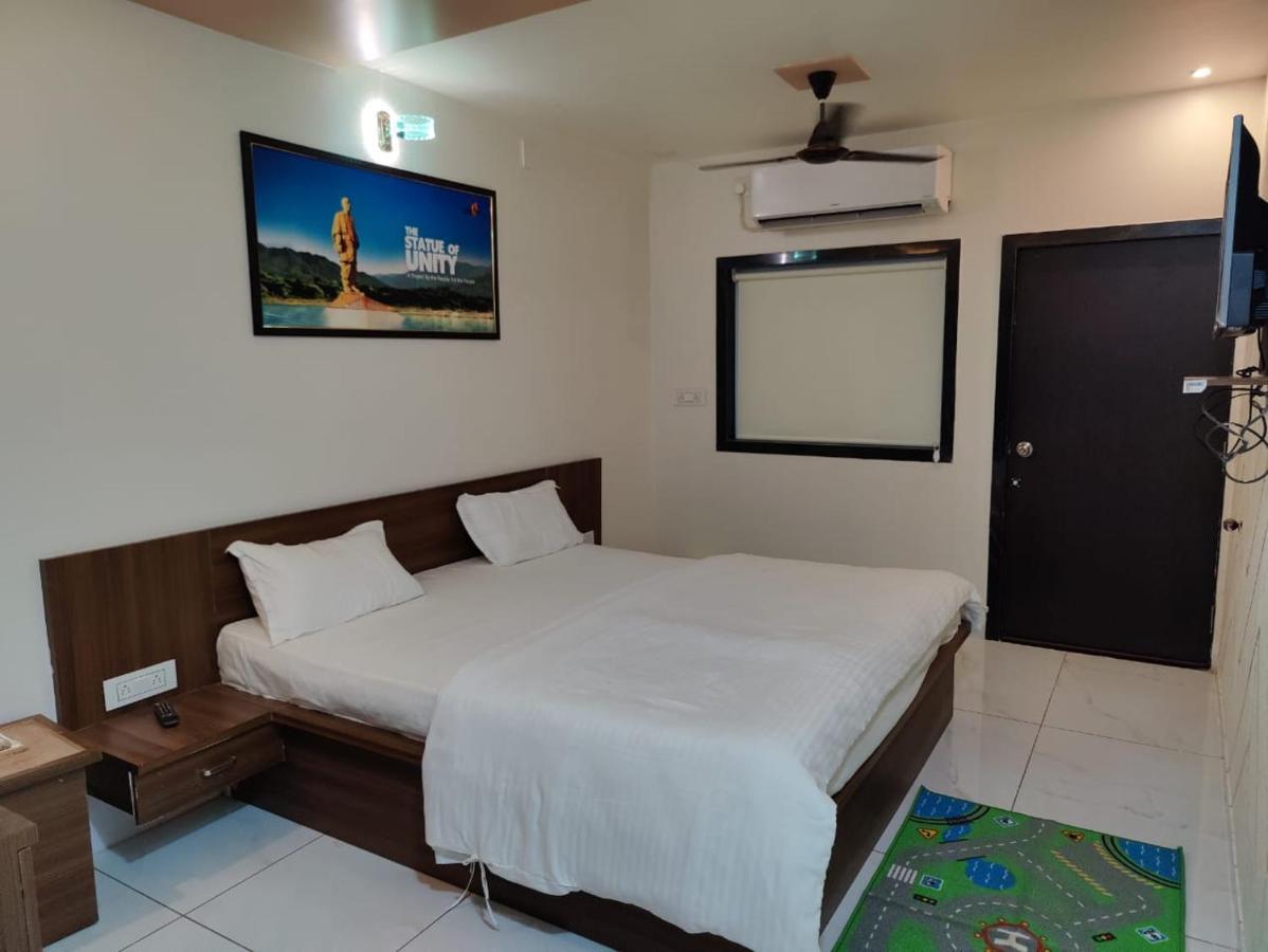 Hotel Sardar Rooms Garudeshwar 外观 照片