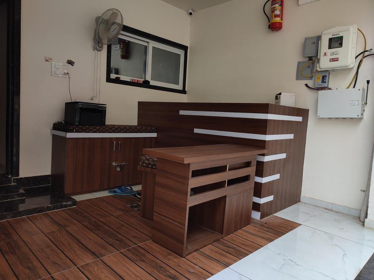 Hotel Sardar Rooms Garudeshwar 外观 照片