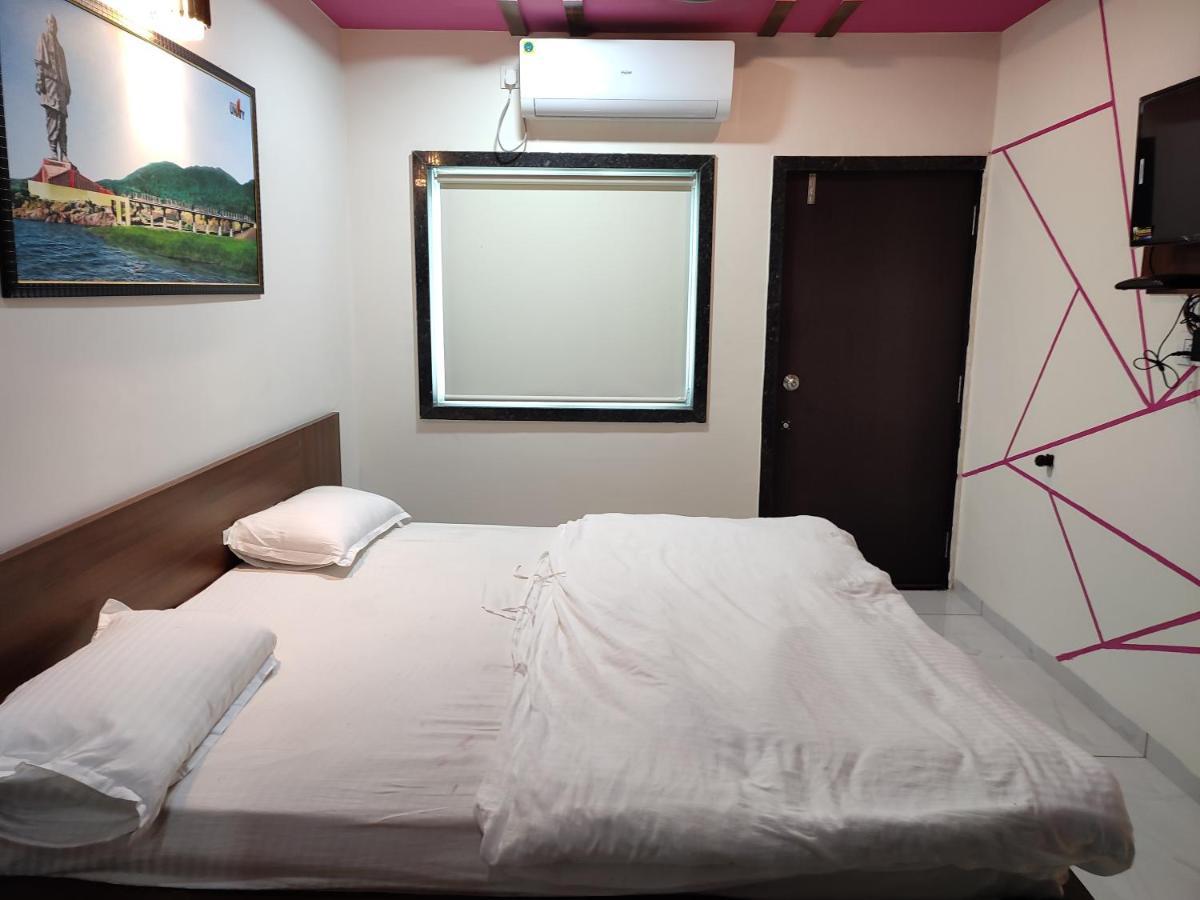 Hotel Sardar Rooms Garudeshwar 外观 照片