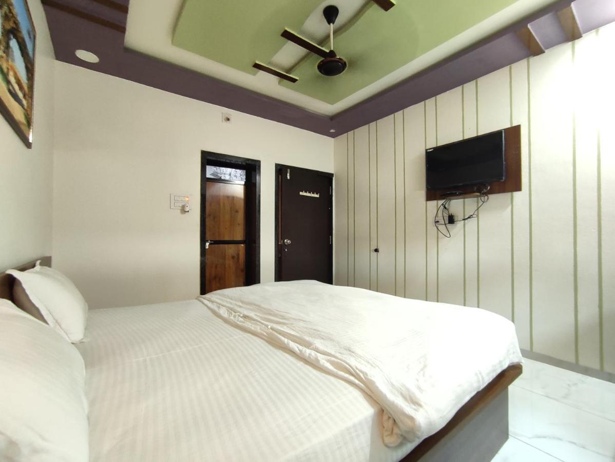 Hotel Sardar Rooms Garudeshwar 外观 照片