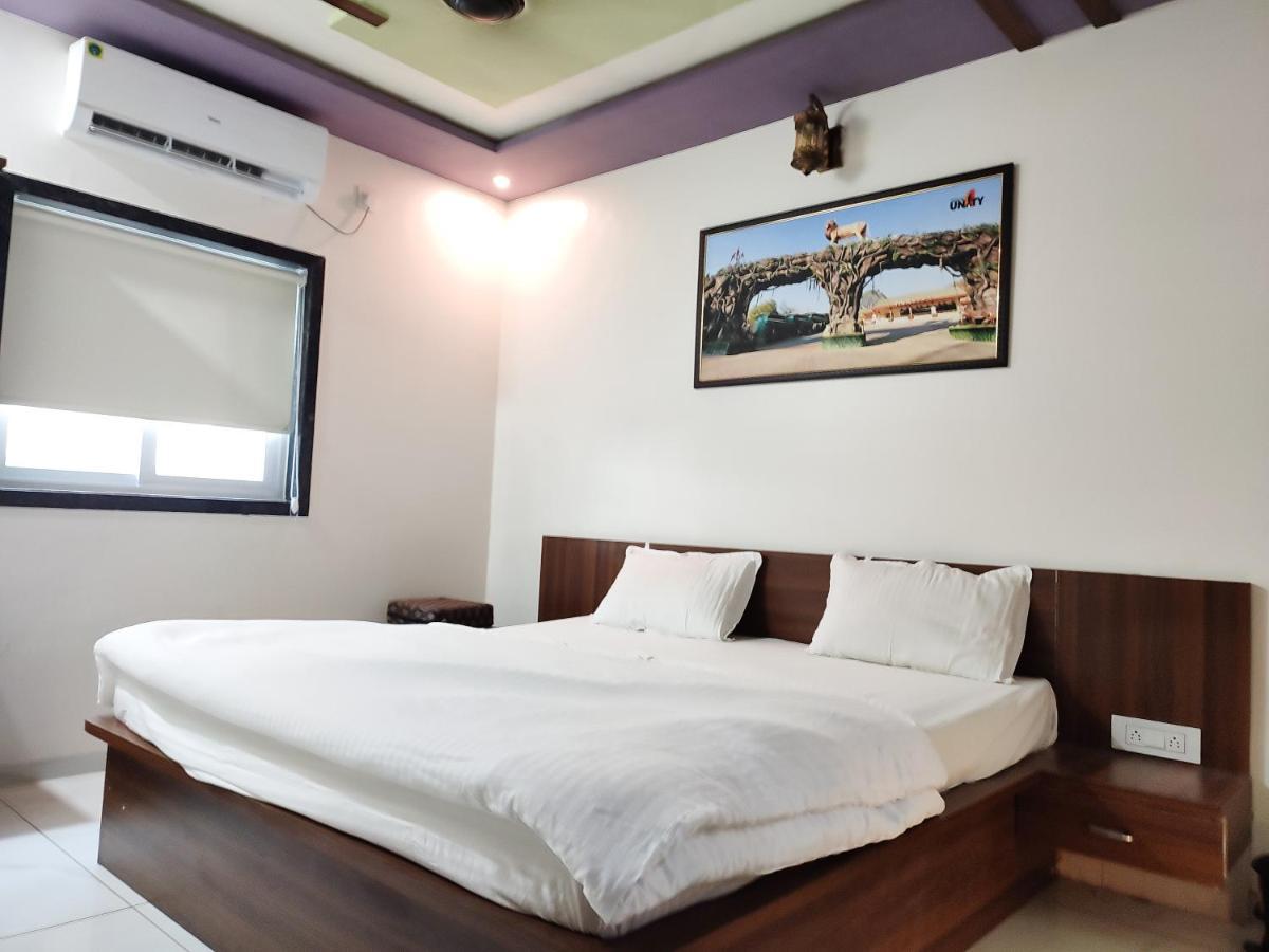 Hotel Sardar Rooms Garudeshwar 外观 照片
