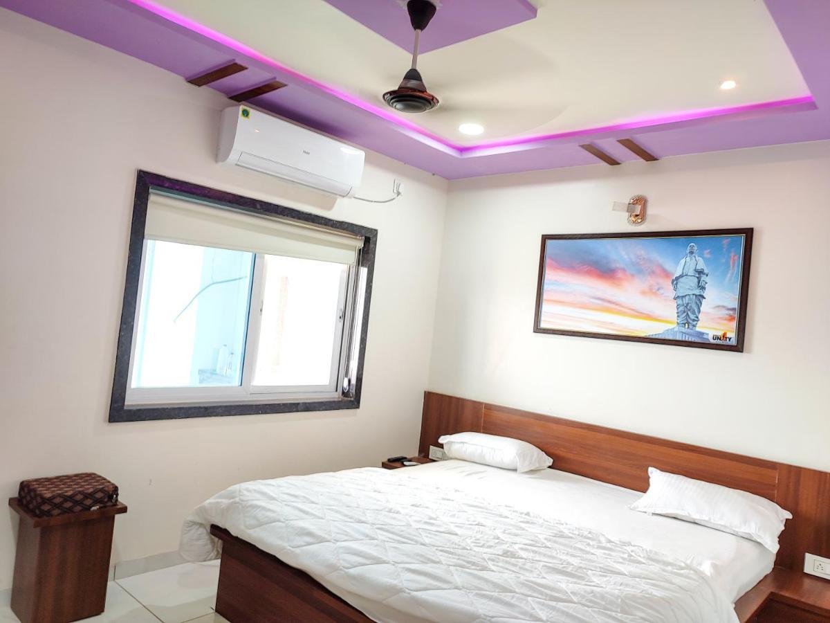 Hotel Sardar Rooms Garudeshwar 外观 照片